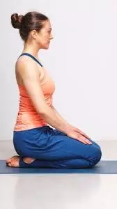 Yoga:नहीं पड़ेंगे बीमार, आज से ही अपना लें ये दो योगासन Yoga:नहीं पड़ेंगे बीमार, आज से ही अपना लें ये दो योगासन