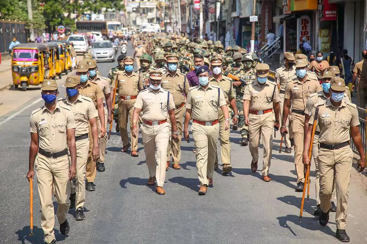 Marina, इलियट्स में आज ट्रैफिक में बदलाव: 25 फ्लाईओवर बंद रहेंगे Marina, इलियट्स में आज ट्रैफिक में बदलाव: 25 फ्लाईओवर बंद रहेंगे