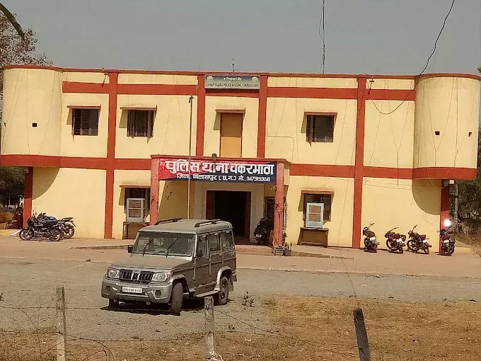 बर्तन बेचने आई महिला ने मोहल्ले में फैलाई सनसनी बर्तन बेचने आई महिला ने मोहल्ले में फैलाई सनसनी