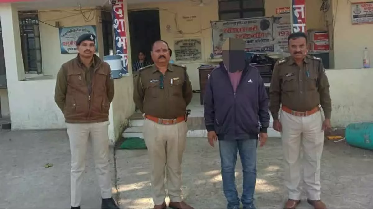 MP : अलीराजपुर में ₹40 लाख का सहकारी घोटाला सामने आया MP : अलीराजपुर में ₹40 लाख का सहकारी घोटाला सामने आया