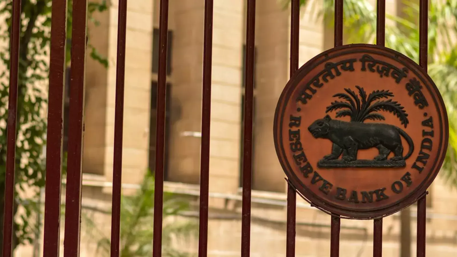 New Delhi: अर्बन कोऑपरेटिव बैंकों में सुधार और विस्तार के संकेत New Delhi: अर्बन कोऑपरेटिव बैंकों में सुधार और विस्तार के संकेत