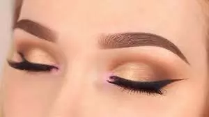 Beauty Tips : जानिए पतली आईब्रो पर पेंसिल लगाने का सही तरीका, चेहरे को मिलेगा नया लुक Beauty Tips : जानिए पतली आईब्रो पर पेंसिल लगाने का सही तरीका, चेहरे को मिलेगा नया लुक