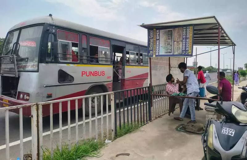 Ludhiana: साल का अंत प्रगति और उम्मीदों के पूरा न होने से हुआ Ludhiana: साल का अंत प्रगति और उम्मीदों के पूरा न होने से हुआ