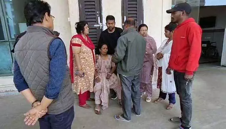 Sundargarh में स्कूल के सालाना स्पोर्ट्स इवेंट में रिले रेस के दौरान बेहोश होकर गिरने से स्टूडेंट की मौत Sundargarh में स्कूल के सालाना स्पोर्ट्स इवेंट में रिले रेस के दौरान बेहोश होकर गिरने से स्टूडेंट की मौत