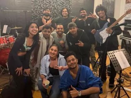 Dhvani भानुशाली लाइव परफॉर्म करेंगी, वर्किंग न्यू ईयर ईव में तैयार रहें Dhvani भानुशाली लाइव परफॉर्म करेंगी, वर्किंग न्यू ईयर ईव में तैयार रहें