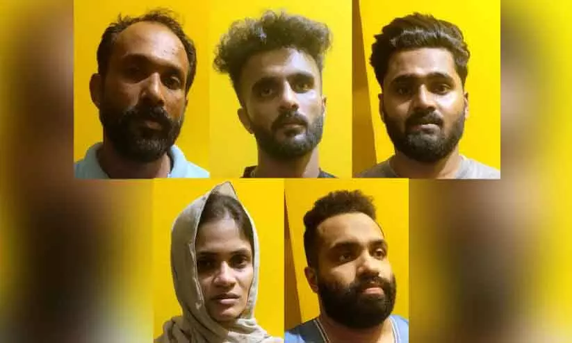 जिले में बड़े पैमाने पर MDMA का भंडाफोड़ जिले में बड़े पैमाने पर MDMA का भंडाफोड़