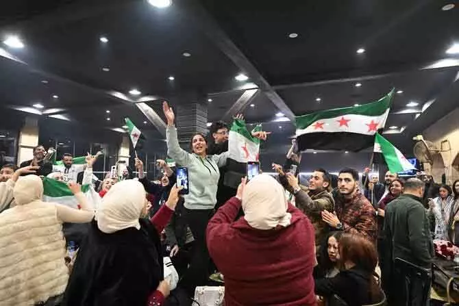 Syrian फुटबॉल का नया सवेरा: युद्ध के बाद लिंग की भव्य वापसी Syrian फुटबॉल का नया सवेरा: युद्ध के बाद लिंग की भव्य वापसी