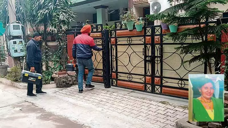 Punjab के पूर्व एडिशनल एडवोकेट जनरल की पत्नी की गला घोंटकर हत्या, मोहाली में उनके घर में लूटपाट Punjab के पूर्व एडिशनल एडवोकेट जनरल की पत्नी की गला घोंटकर हत्या, मोहाली में उनके घर में लूटपाट