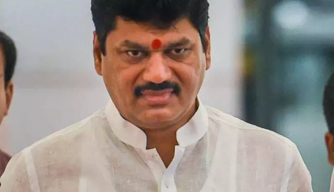 Dhananjay Munde को राहत, कोर्ट ने करुणा मुंडे की याचिका खारिज की Dhananjay Munde को राहत, कोर्ट ने करुणा मुंडे की याचिका खारिज की