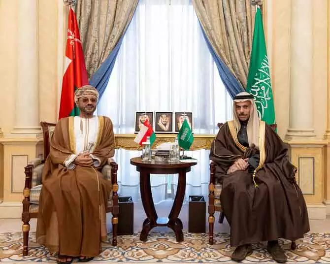 Saudi Arabia और ओमान के बीच दोस्ती और सहयोग पर चर्चा: रियाद में विदेश मंत्रियों की द्विपक्षीय बैठक Saudi Arabia और ओमान के बीच दोस्ती और सहयोग पर चर्चा: रियाद में विदेश मंत्रियों की द्विपक्षीय बैठक