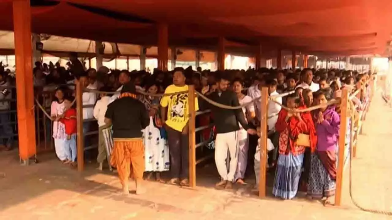 Puri नए साल की भीड़ के लिए तैयार कड़ी सुरक्षा, ट्रैफिक पर पाबंदियां लागू Puri नए साल की भीड़ के लिए तैयार कड़ी सुरक्षा, ट्रैफिक पर पाबंदियां लागू
