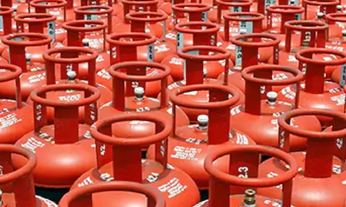 LPG Cylinder के दाम में 111 रुपये तक बढ़ोतरी, आज से ही नए रेट लागू