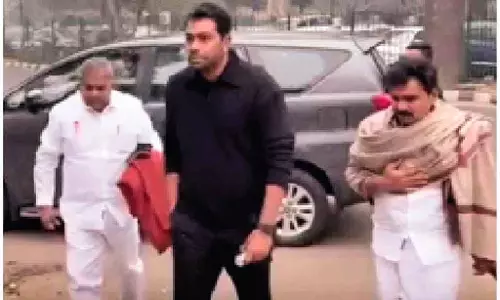 करूर भगदड़ घटना: CBI ने पोंगल के बाद विजय से पूछताछ करने का फैसला किया करूर भगदड़ घटना: CBI ने पोंगल के बाद विजय से पूछताछ करने का फैसला किया