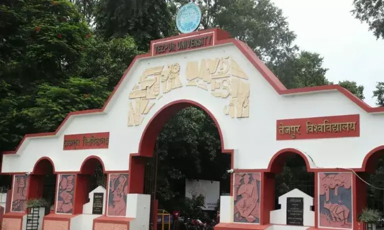 Assam: IIT गुवाहाटी के प्रोफेसर को तेजपुर यूनिवर्सिटी में अहम जिम्मेदारी