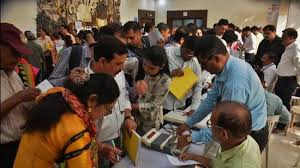 Deora ने प्रतिद्वंद्वियों के नामांकन फॉर्म में डिजिटल हस्ताक्षरों पर सवाल उठाए