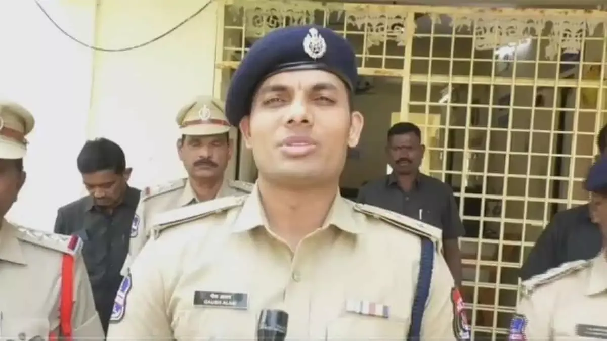Telangana: करीमनगर पुलिस ने 2025 तक 2000 से ज़्यादा फ़ोन बरामद किए