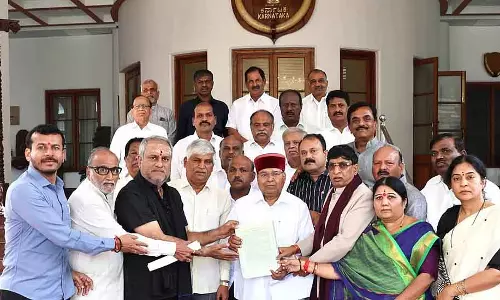 हेट स्पीच बिल: JDS ने गवर्नर से इस पर साइन न करने की अपील की हेट स्पीच बिल: JDS ने गवर्नर से इस पर साइन न करने की अपील की