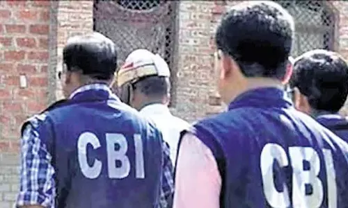 वाल्मीकि कॉर्पोरेशन घोटाला: CBI ने पूर्व मंत्री के करीबी सहयोगियों के घरों और दफ्तरों पर छापे मारे, गहन तलाशी ली