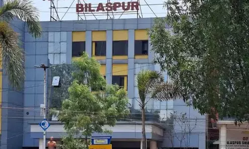 टैक्स घोटाले में संलिप्त राजस्व निरीक्षक सस्पेंड