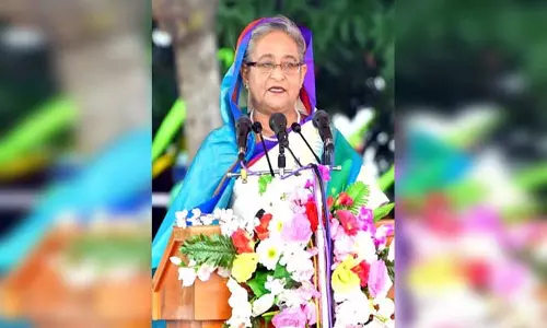 नए साल पर शेख हसीना का संदेश, बांग्लादेश को ‘अंधेरे’ से बचाने की जनता से अपील नए साल पर शेख हसीना का संदेश, बांग्लादेश को ‘अंधेरे’ से बचाने की जनता से अपील