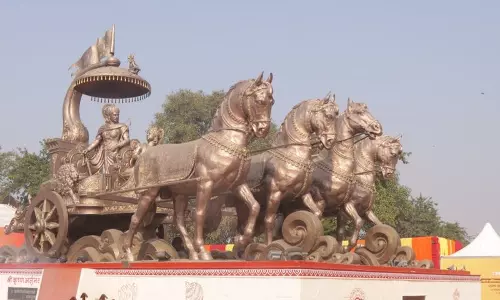 ब्रह्म सरोवर में ज़्यादा टूरिस्ट को लुभाने के लिए KDB नए एलिमेंट जोड़ेगा ब्रह्म सरोवर में ज़्यादा टूरिस्ट को लुभाने के लिए KDB नए एलिमेंट जोड़ेगा