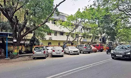 Anna Nagar में पेड पार्किंग प्लान में कमियों की वजह से लोग परेशान हैं