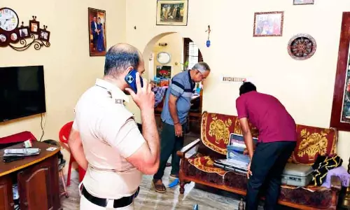बंद घर में चोरी; चोर CCTV भी ले गए