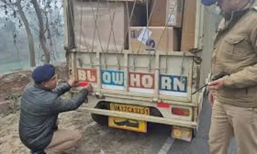 Dehradun: पुलिस ने 62 वाहनों को किया सीज Dehradun: पुलिस ने 62 वाहनों को किया सीज