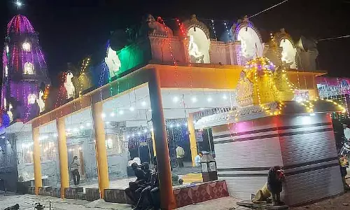 Durga देवी जात्रा टोपी का उत्सव: कुश्ती टूर्नामेंट