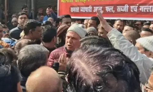Haldwani: अनिल कुमार डब्बू ने मंडी बंदी पर किसानों के हित की गारंटी दी Haldwani: अनिल कुमार डब्बू ने मंडी बंदी पर किसानों के हित की गारंटी दी