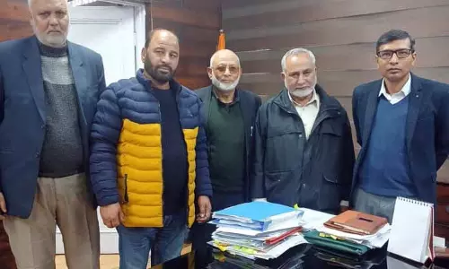 कर्मचारियों के जॉइंट डेलीगेशन ने MD PDC से मुलाकात की, मुख्य मांगें रखीं कर्मचारियों के जॉइंट डेलीगेशन ने MD PDC से मुलाकात की, मुख्य मांगें रखीं