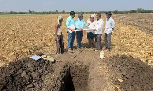 Dharwad : खेती की ज़मीन की मिट्टी की जांच शुरू हो गई है