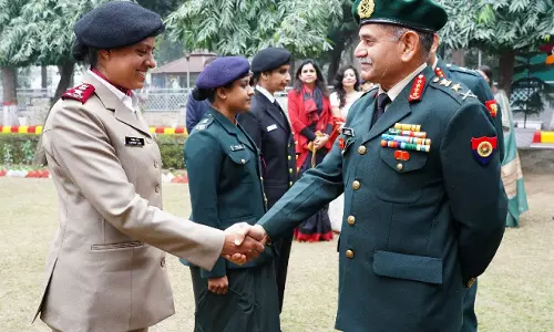 Pakistan को लेकर आर्मी चीफ द्विवेदी का सख्त संदेश, ऑपरेशन सिंदूर पर जोर Pakistan को लेकर आर्मी चीफ द्विवेदी का सख्त संदेश, ऑपरेशन सिंदूर पर जोर