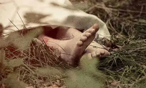 Dumka मेले में हादसा, ब्रेकडांस राइड से टकराने पर महिला की हुई मृत्यु Dumka मेले में हादसा, ब्रेकडांस राइड से टकराने पर महिला की हुई मृत्यु