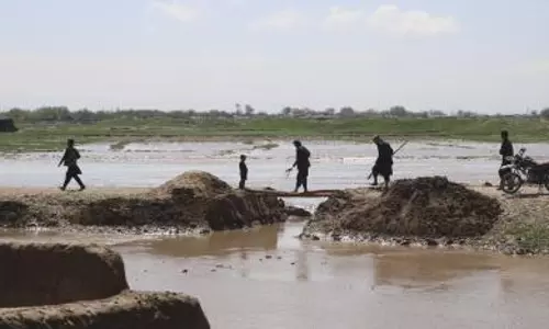 Afghanistan में बाढ़ से 12 लोगों की मौत, 11 घायल Afghanistan में बाढ़ से 12 लोगों की मौत, 11 घायल