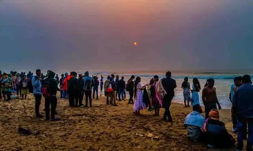 Odisha ने आस्था, उत्साह और नए संकल्पों के साथ नए साल 2026 का स्वागत किया