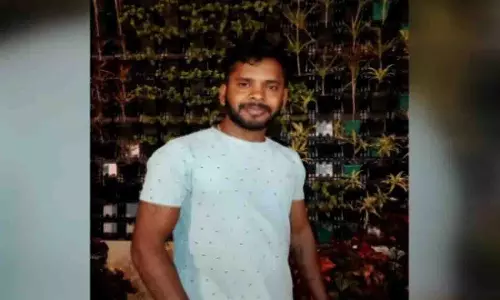 युवक की मौत के बाद Bhubaneswar में ग्रुप अटैक मामले में पुलिस ने की कार्रवाई युवक की मौत के बाद Bhubaneswar में ग्रुप अटैक मामले में पुलिस ने की कार्रवाई