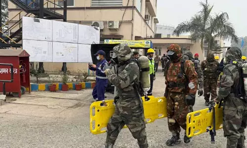 Chandigarh: मॉक ड्रिल के दौरान आपदा की तैयारी का परीक्षण किया गया Chandigarh: मॉक ड्रिल के दौरान आपदा की तैयारी का परीक्षण किया गया