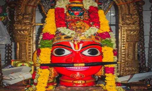 कूथंडावर मंदिर की अनोखी परंपरा, पहले विवाह फिर मौत का मातम