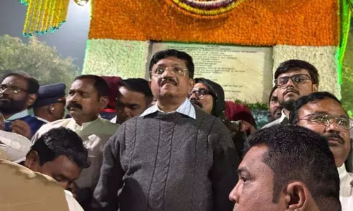 Anandraj Ambedkar: गुंडों को चुनना लोकतंत्र के लिए मौत की घंटी Anandraj Ambedkar: गुंडों को चुनना लोकतंत्र के लिए मौत की घंटी