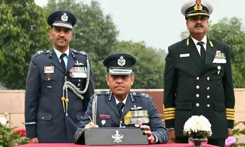Air Marshal नागेश कपूर ने वाइस चीफ ऑफ एयर स्टाफ का पदभार संभाला Air Marshal नागेश कपूर ने वाइस चीफ ऑफ एयर स्टाफ का पदभार संभाला