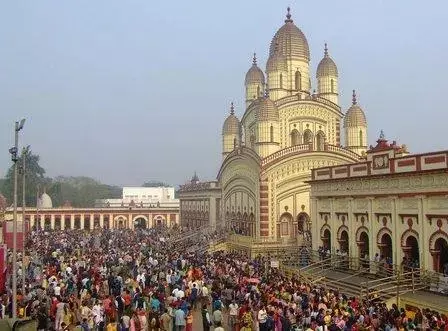 Kolkata: काशीपुर उद्यानबाटी में श्रद्धा और उल्लास का संगम Kolkata: काशीपुर उद्यानबाटी में श्रद्धा और उल्लास का संगम