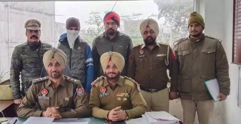 Ludhiana: 30 ग्राम हेरोइन के साथ एक व्यक्ति गिरफ्तार Ludhiana: 30 ग्राम हेरोइन के साथ एक व्यक्ति गिरफ्तार