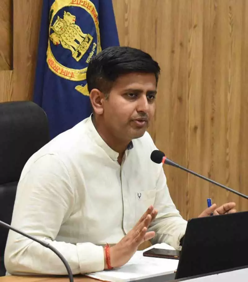 Jalandhar: अधिकारियों ने पब्लिक सर्विस और जीवन की क्वालिटी को बेहतर बनाने के उपायों की जानकारी दी Jalandhar: अधिकारियों ने पब्लिक सर्विस और जीवन की क्वालिटी को बेहतर बनाने के उपायों की जानकारी दी