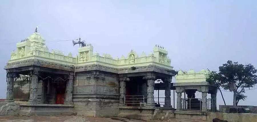 Karnataka ; शिडलाघाट रामलिंगेश्वर पहाड़ी भगवान राम का स्थान है Karnataka ; शिडलाघाट रामलिंगेश्वर पहाड़ी भगवान राम का स्थान है