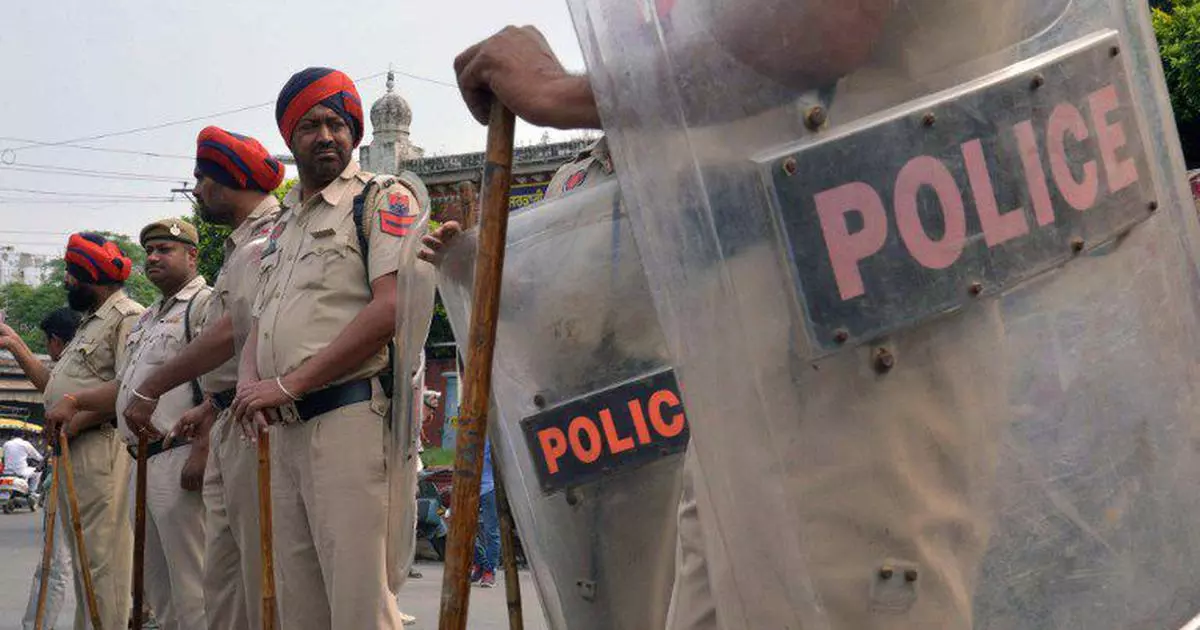 Chandigarh: पुलिस भर्ती पर सरकार की हरी झंडी Chandigarh: पुलिस भर्ती पर सरकार की हरी झंडी
