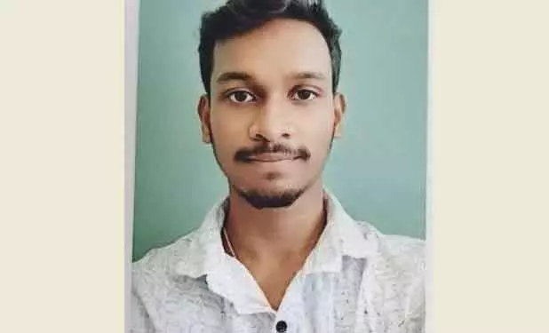 Sundargarh में सालाना स्पोर्ट्स मीट के दौरान स्टूडेंट बेहोश होकर गिरा, मौत Sundargarh में सालाना स्पोर्ट्स मीट के दौरान स्टूडेंट बेहोश होकर गिरा, मौत