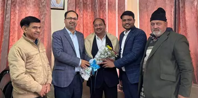 EPFO जम्मू ने ‘प्रयास’ के तहत सेवानिवृत्ति के दिन PPO जारी किया EPFO जम्मू ने ‘प्रयास’ के तहत सेवानिवृत्ति के दिन PPO जारी किया