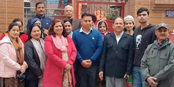 SWWA ने वृद्ध और अशक्त लोगों के लिए घर को सहायता दी SWWA ने वृद्ध और अशक्त लोगों के लिए घर को सहायता दी
