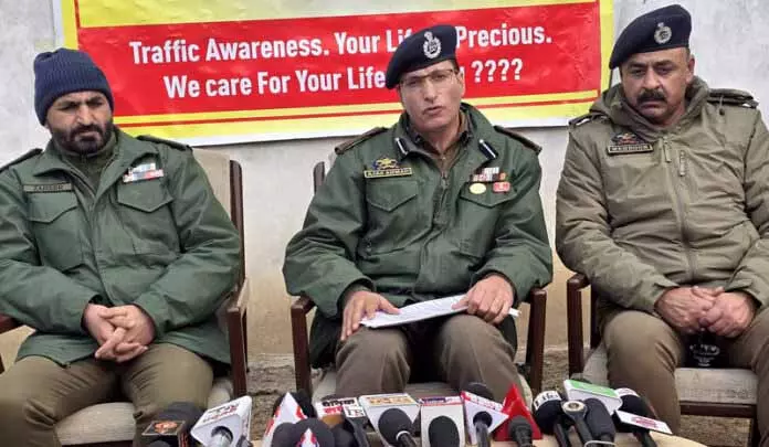 चालान निपटान में 56% की वृद्धि, 3 करोड़ रुपये का राजस्व एकत्र किया गया: SSP चालान निपटान में 56% की वृद्धि, 3 करोड़ रुपये का राजस्व एकत्र किया गया: SSP